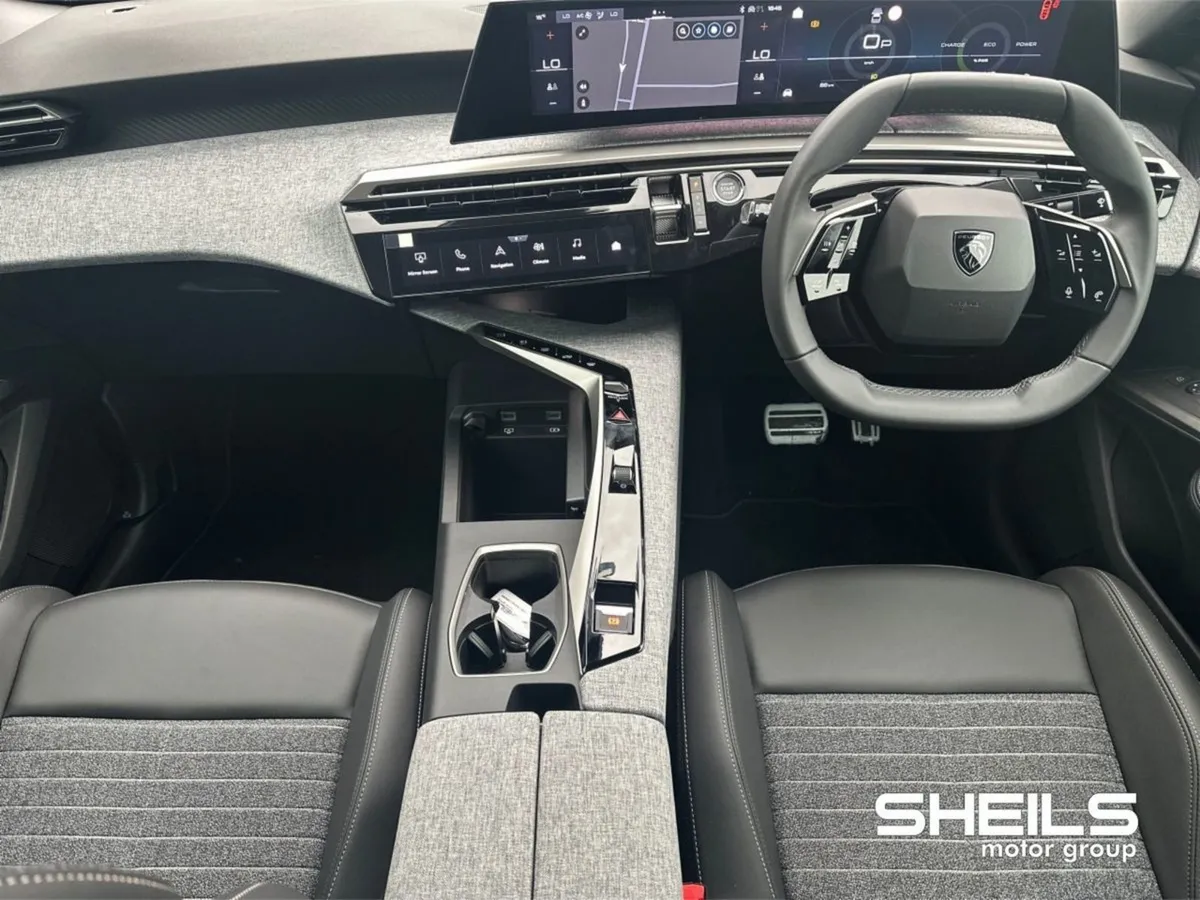 Peugeot 3008 Automatic 1.2 Petrol Hybrid Allure 1 - Image 3