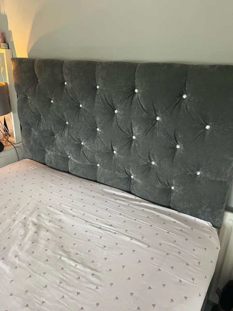 bed - Image 3