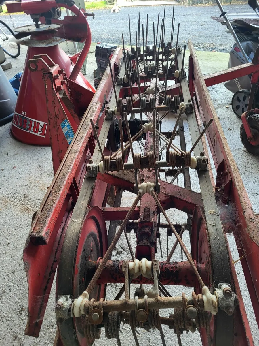 Agricultural machinery - Image 1