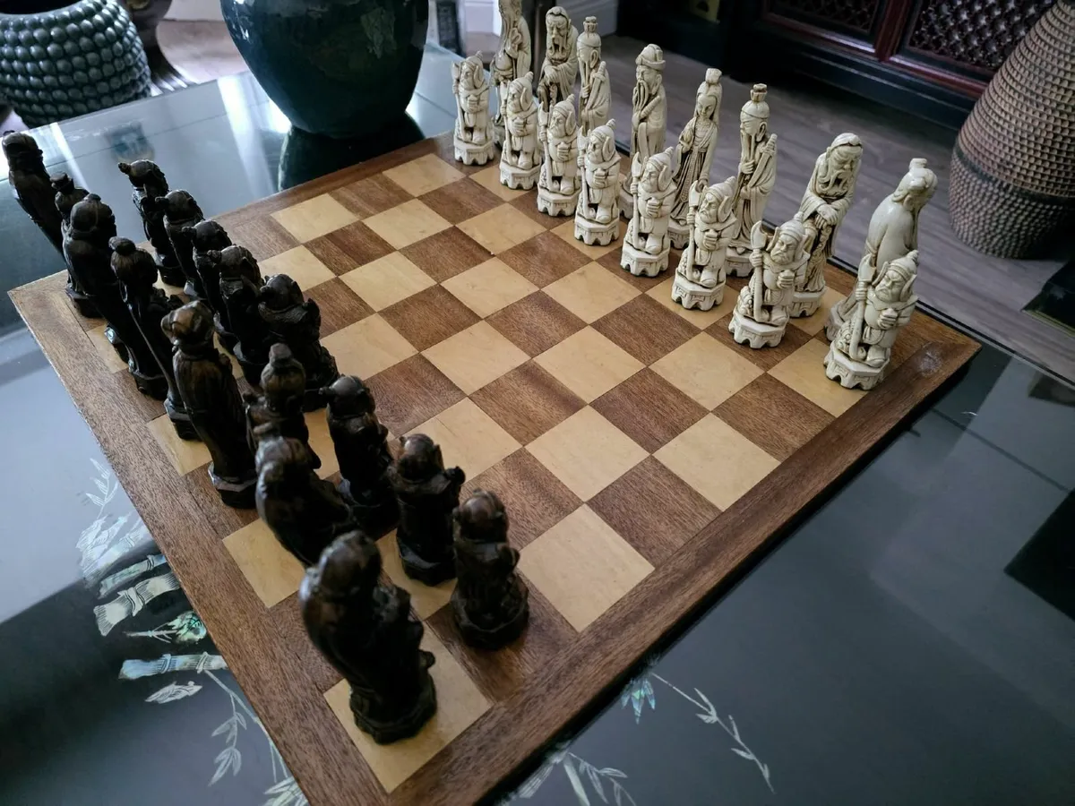 Exquisite Antique Chinese Chess Set - Hand Carved - Image 2