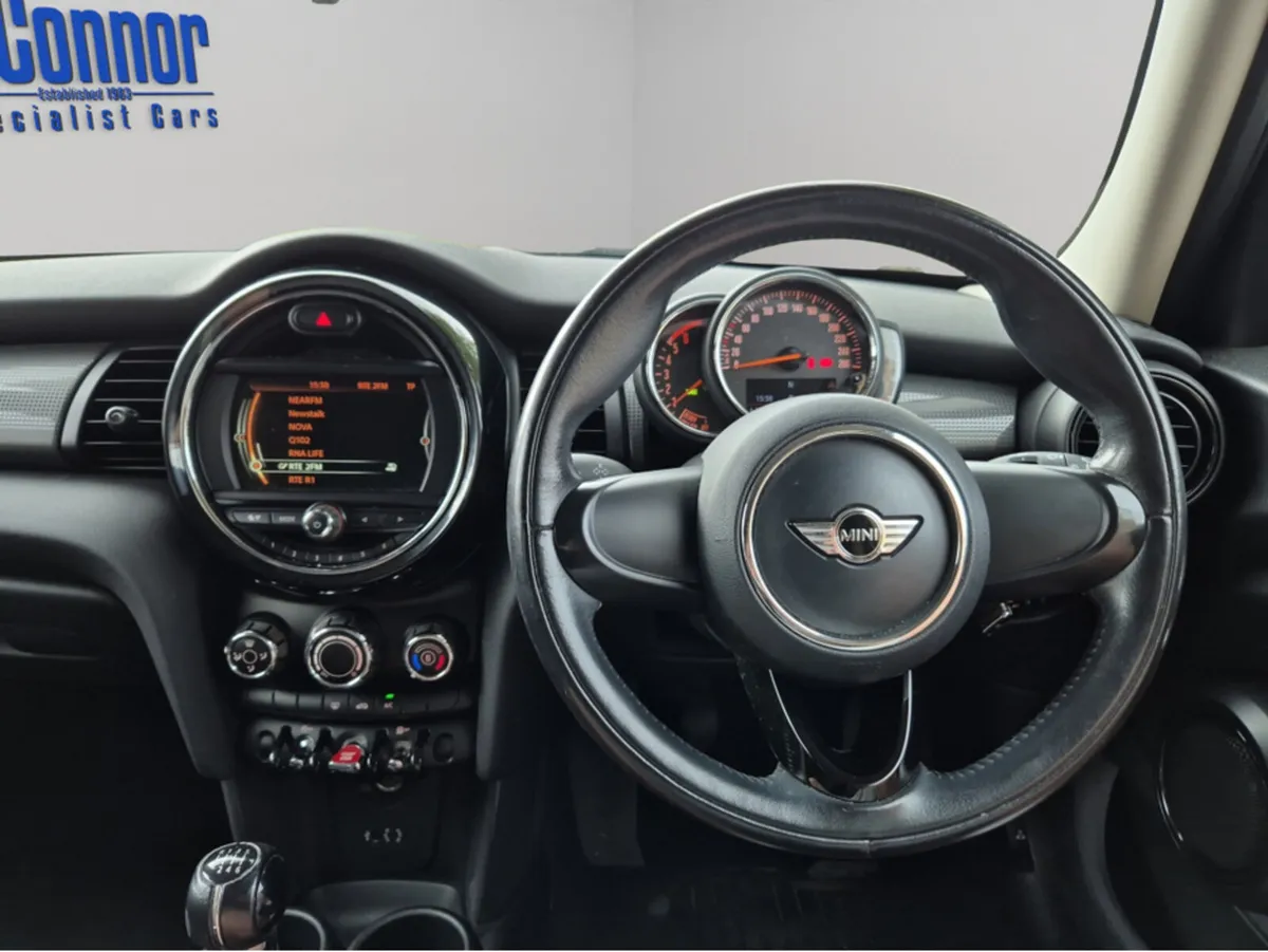 Mini Cooper COOPER D *** RED / BLACK **** ALLOYS * - Image 4
