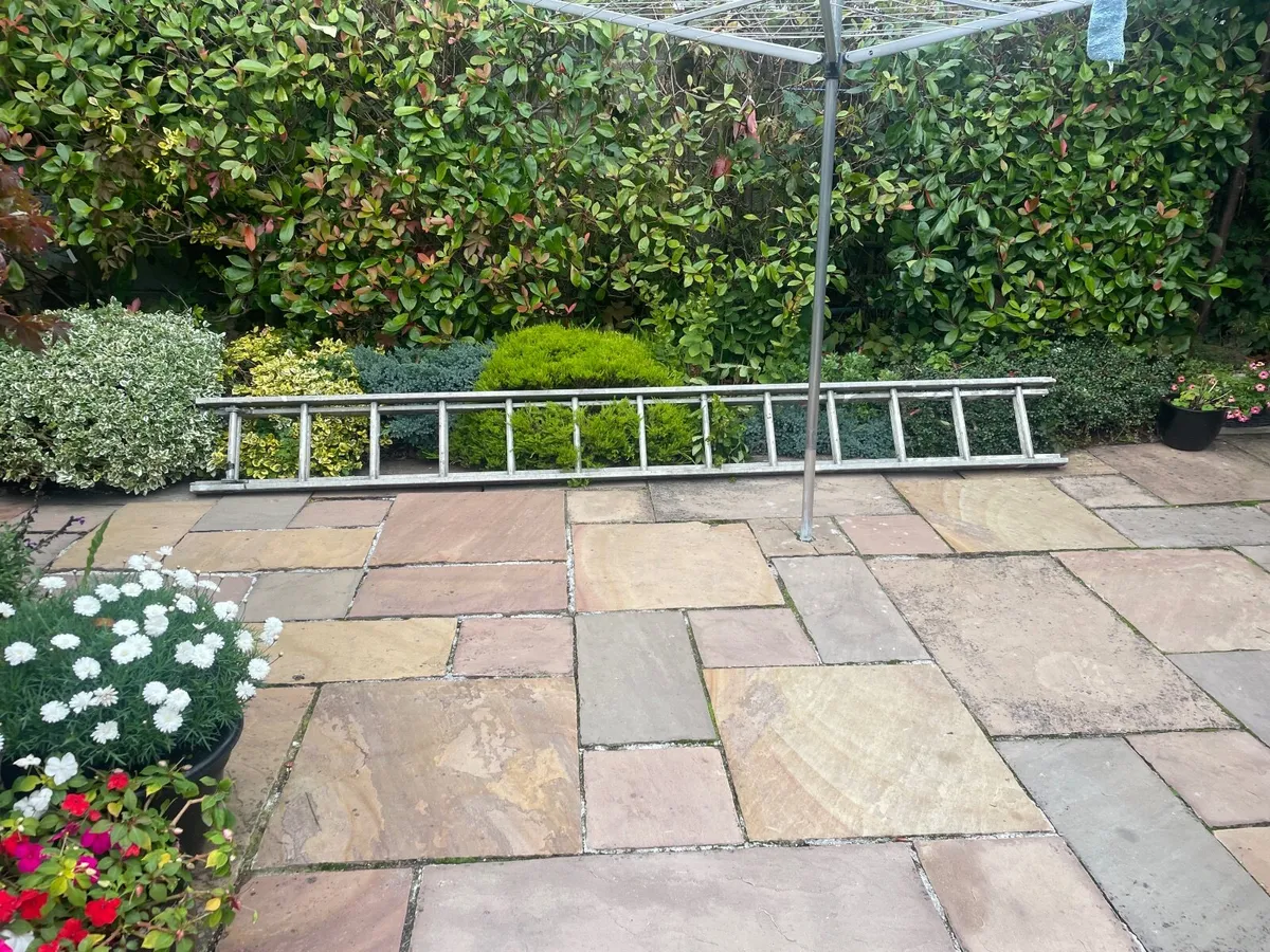 Aluminium ladder