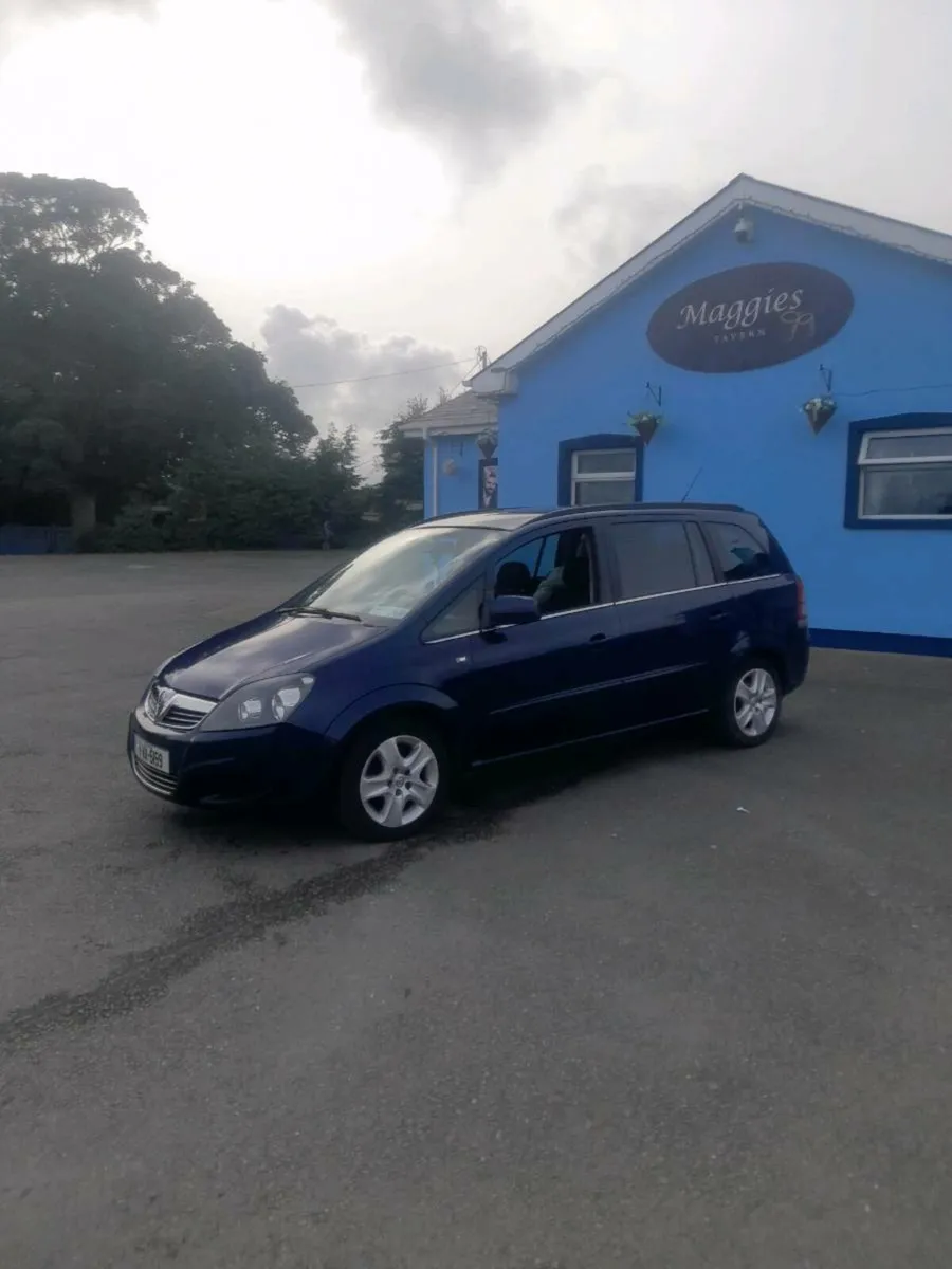 2011 zafira also have a 2010 highline passat fresh - Image 1