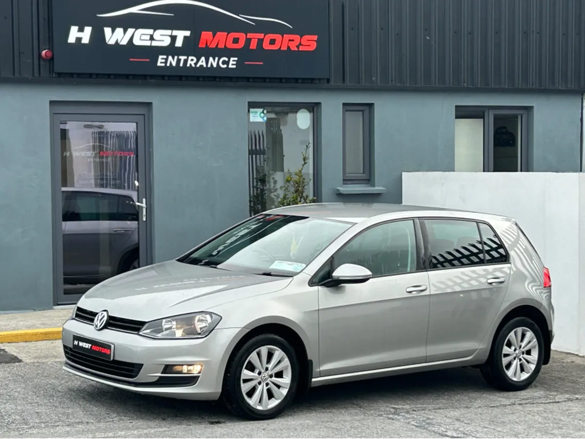 Volkswagen Golf TRENDLINE 1.6 TDI MANUAL 5SPEED 5D - Image 1