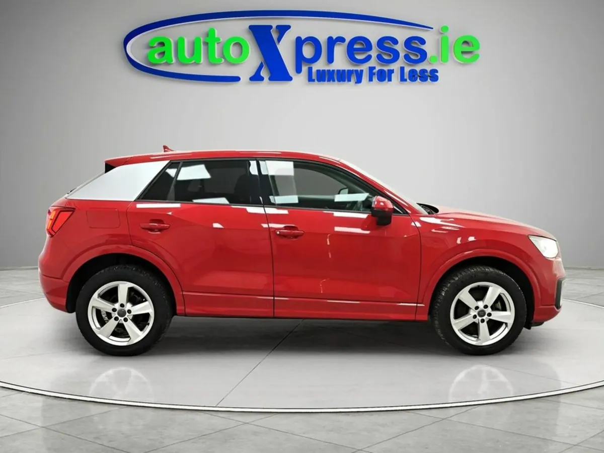 Audi Q2 1.0TFSI SPORT Automatic, Reversing camera - Image 3
