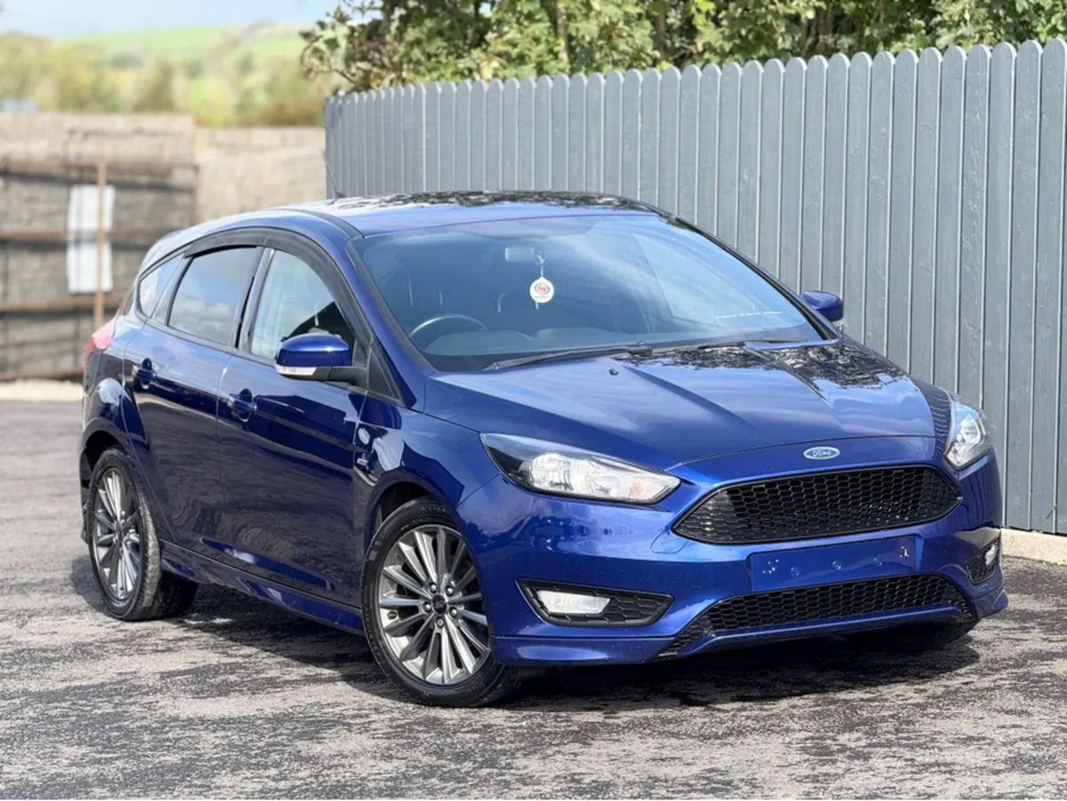 Ford Focus 1.5 TDCI ST-LINE 120PS 5 - Image 3