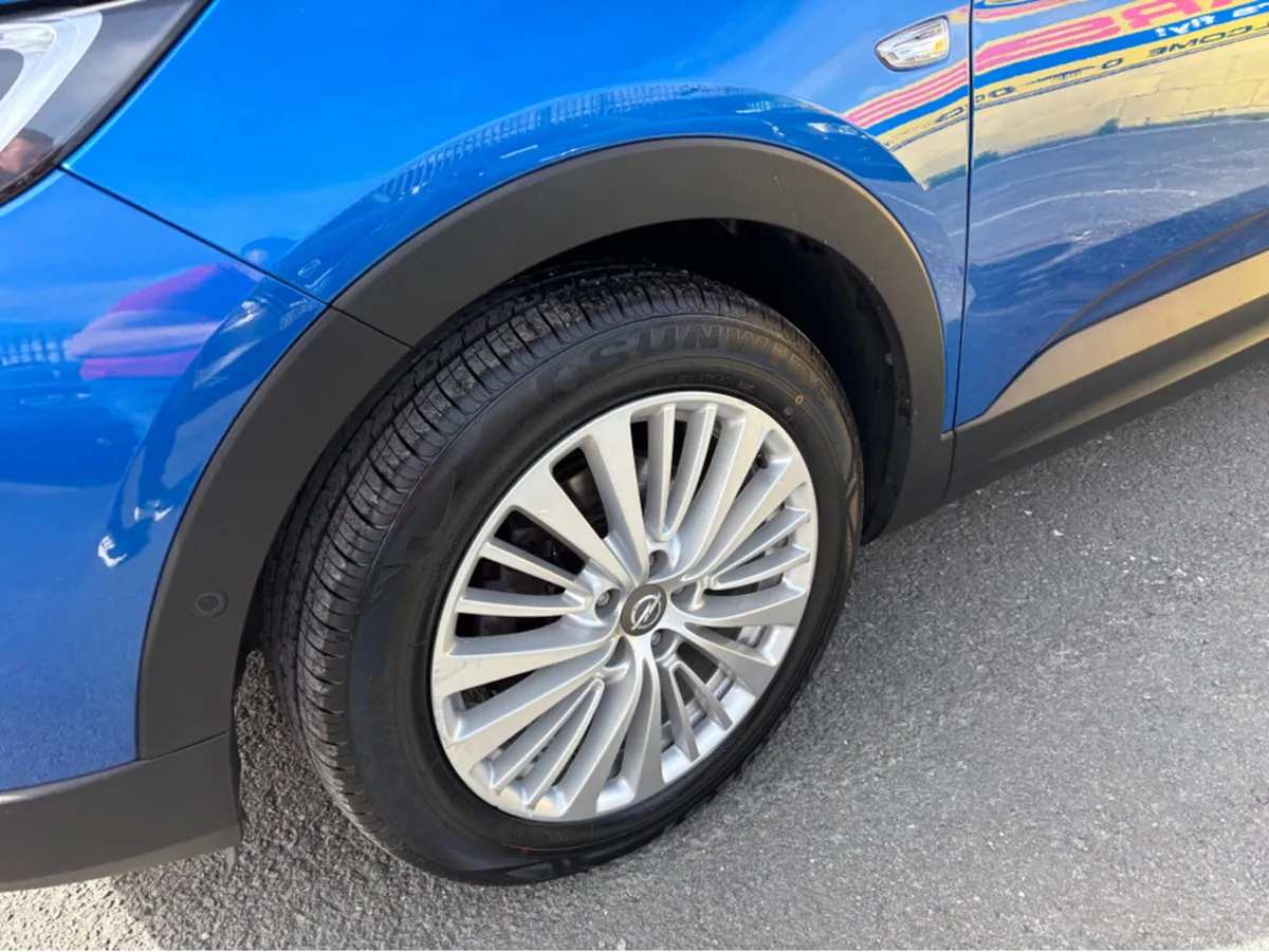 Opel Grandland X SRI 1.5 I T 130PS 4 4DR - Image 3