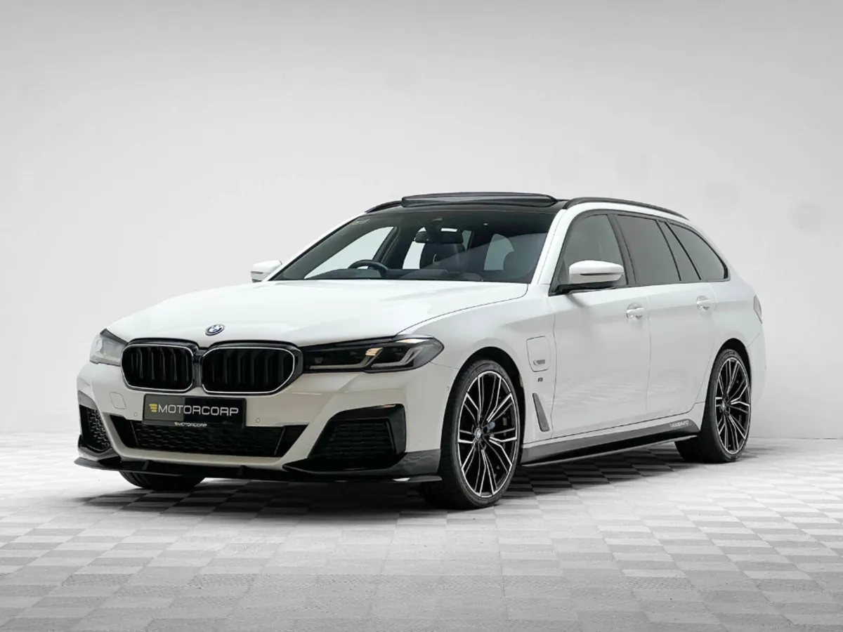 BMW 5-Series 530E TOURING M SPORT PRO *HUGE SPEC* - Image 3