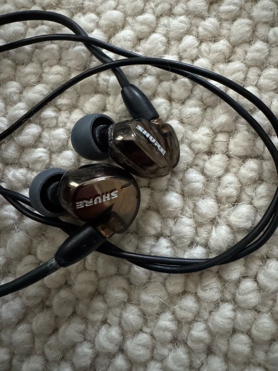Shure 535 Earbuds and Fiio dac. - Image 1