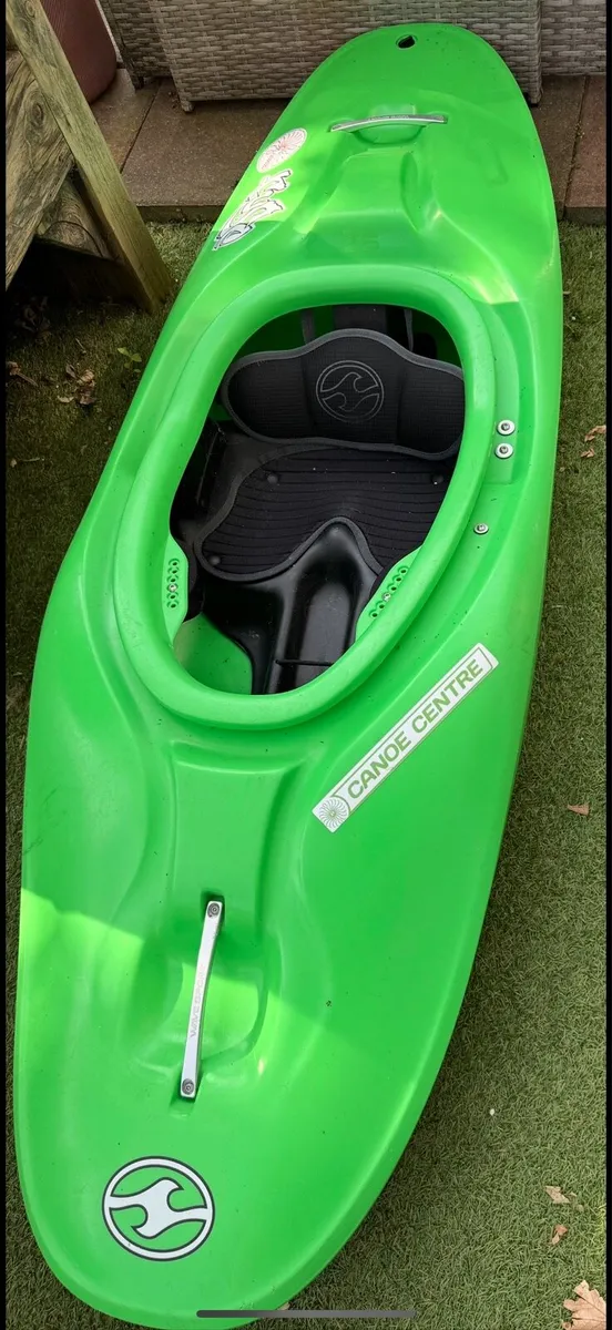 Wavesport fuse 35 kayak - Image 1