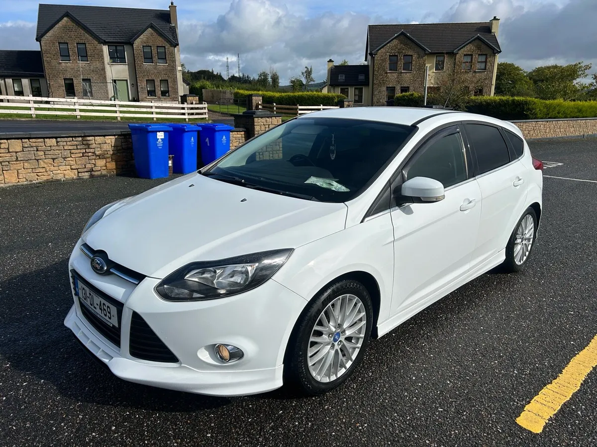 2013 Ford Focus 1.6 Zetec - Image 3