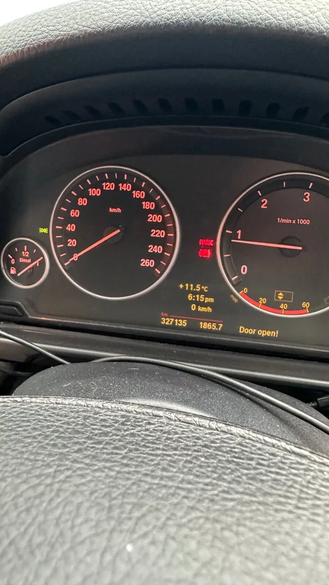 BMW 520d - Image 2