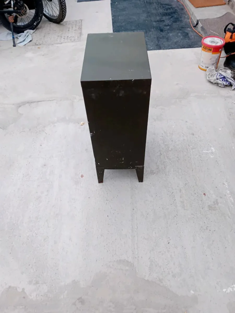 Vintage cabinet - Image 3