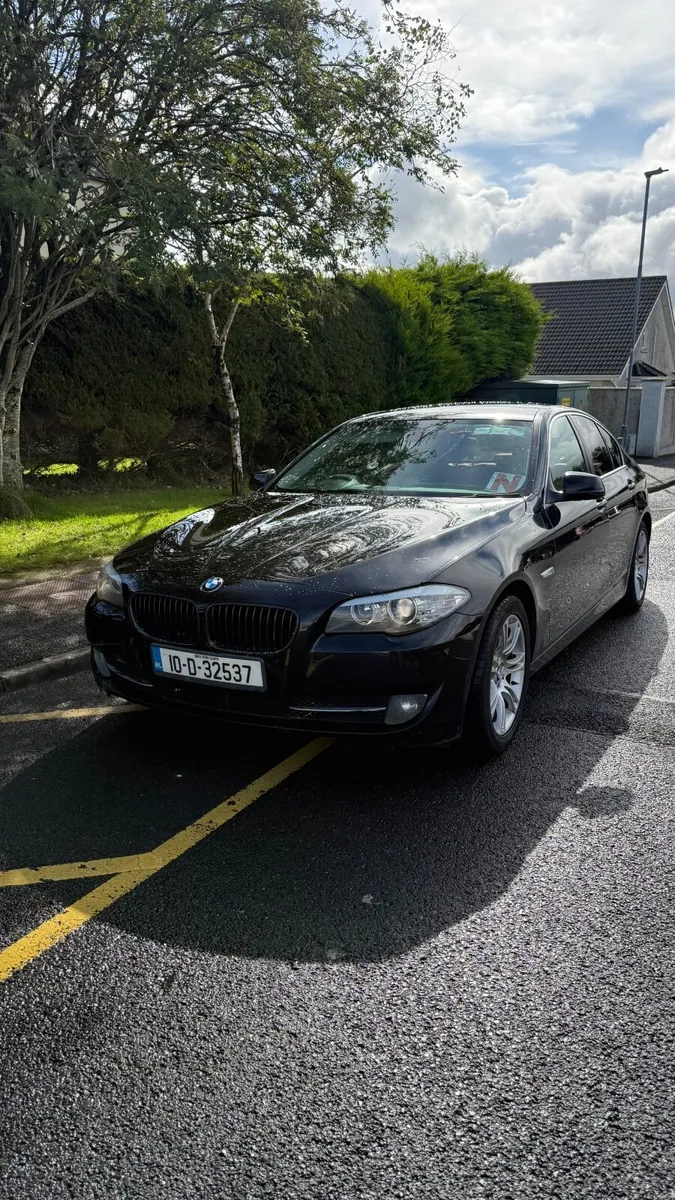 BMW 520d - Image 1