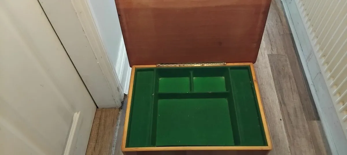 Games table - Image 4