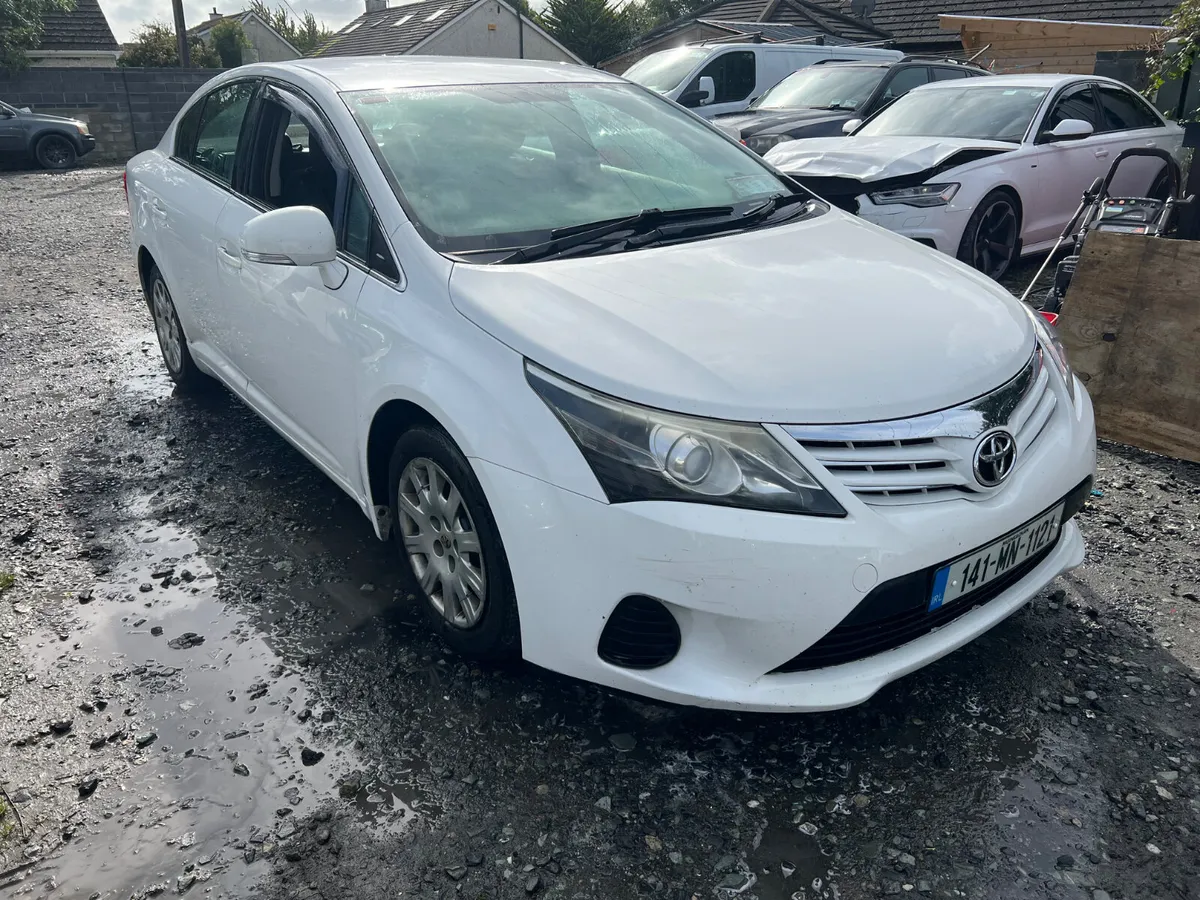 2014 Toyota Avensis 2.0 Diesel drive away - Image 3