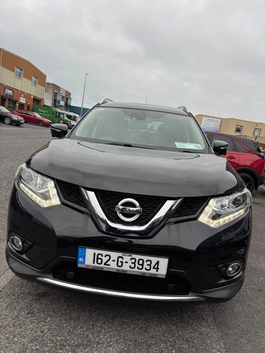 2016 Nissan X-Trail 1.6d SV 7 SEATER - Image 3