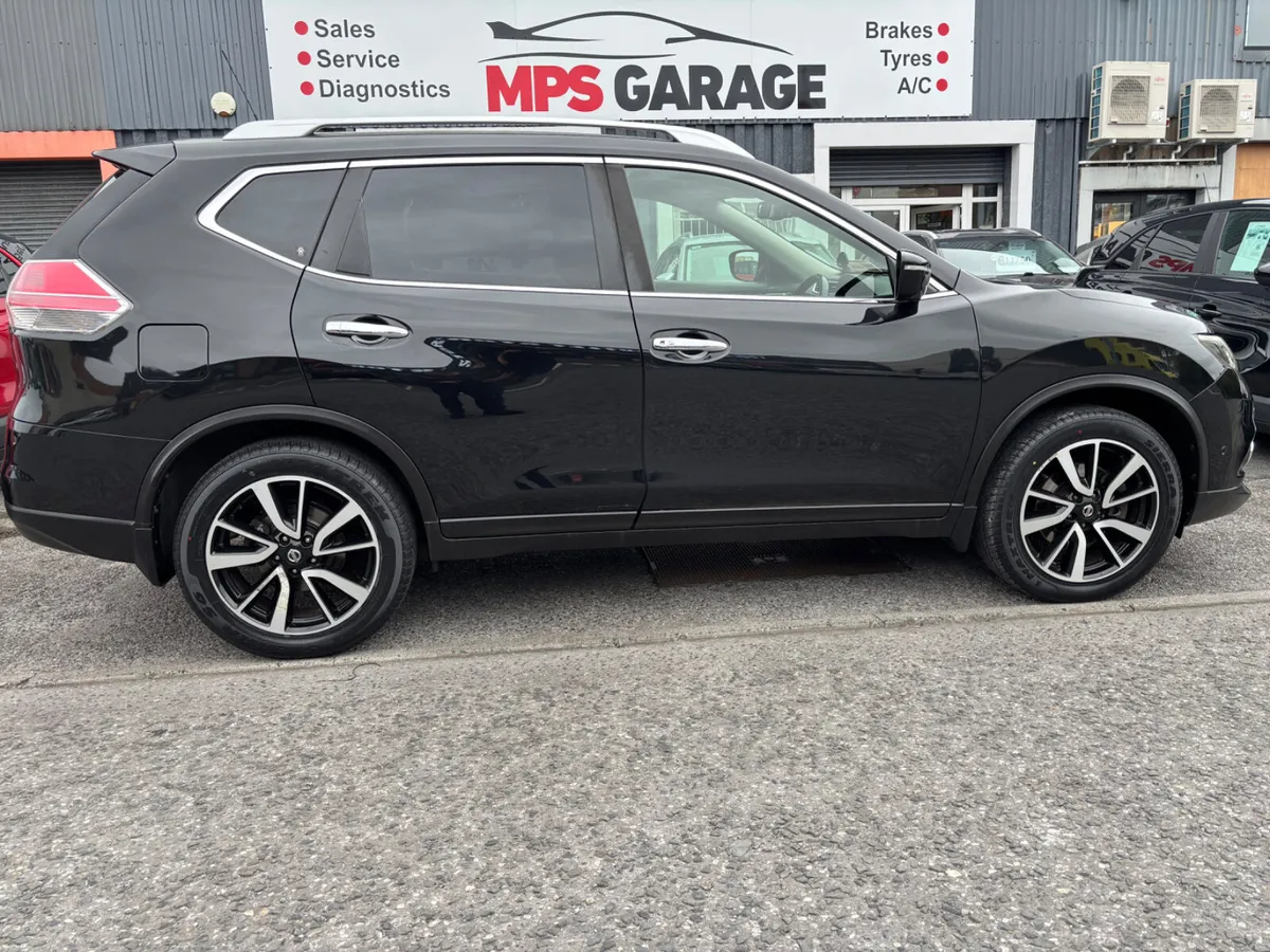 2016 Nissan X-Trail 1.6d SV 7 SEATER - Image 1