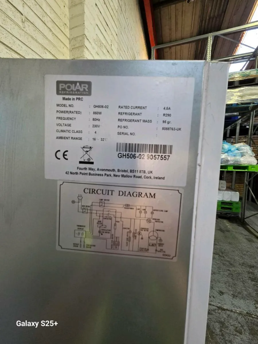 Glass door fridge - Image 2