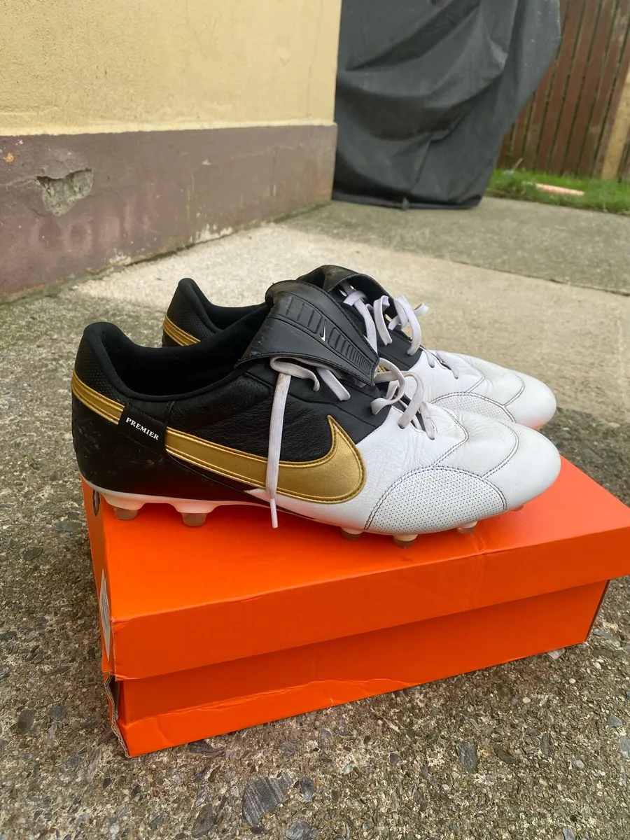Nike The Premier III FG - Black/White/Gold - Image 1