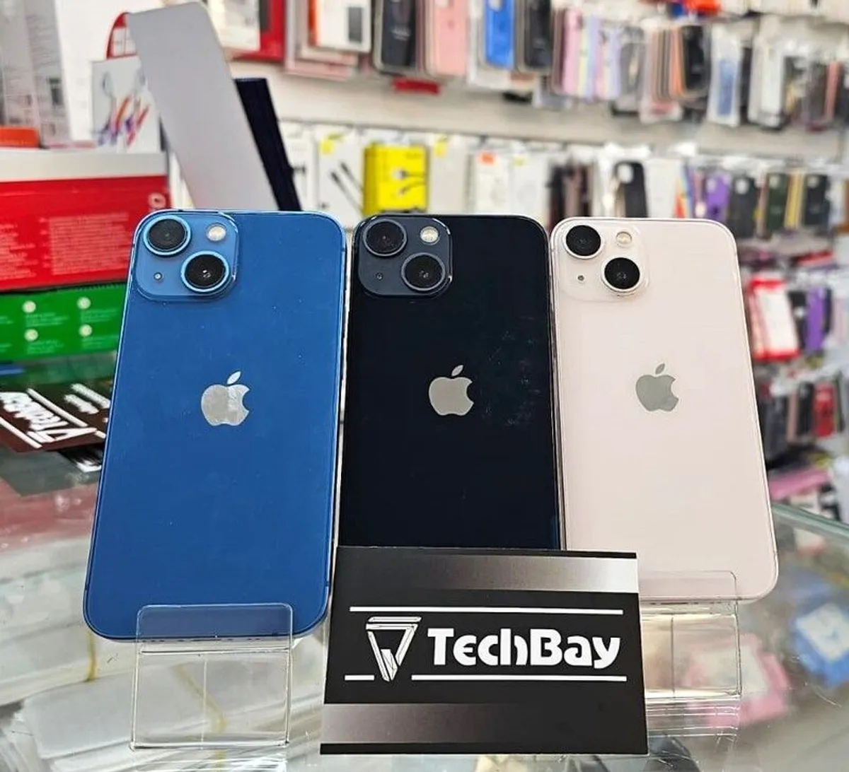iPhone 13 Mini  iPhone 13 Mini