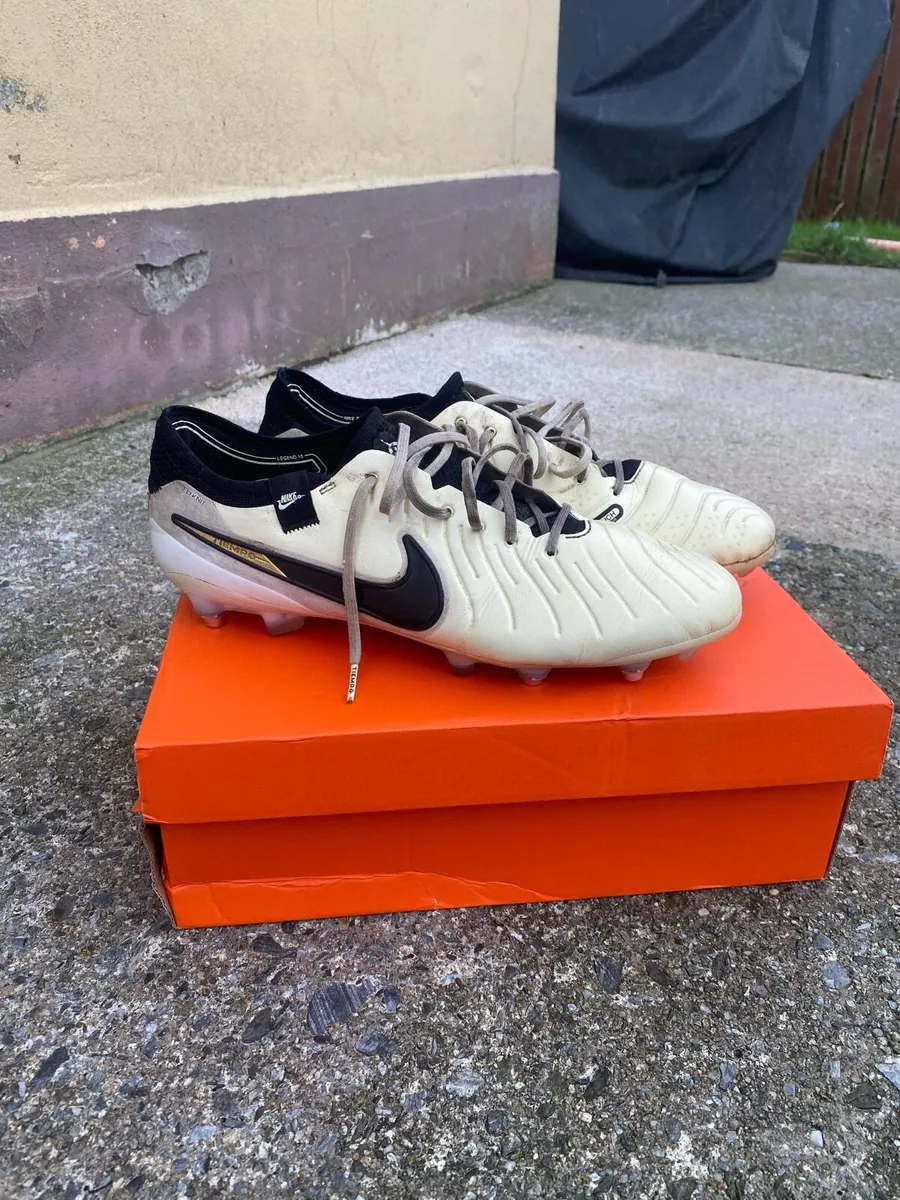 Nike Tiempo Legend 10 SG-Pro Player edition - Image 1