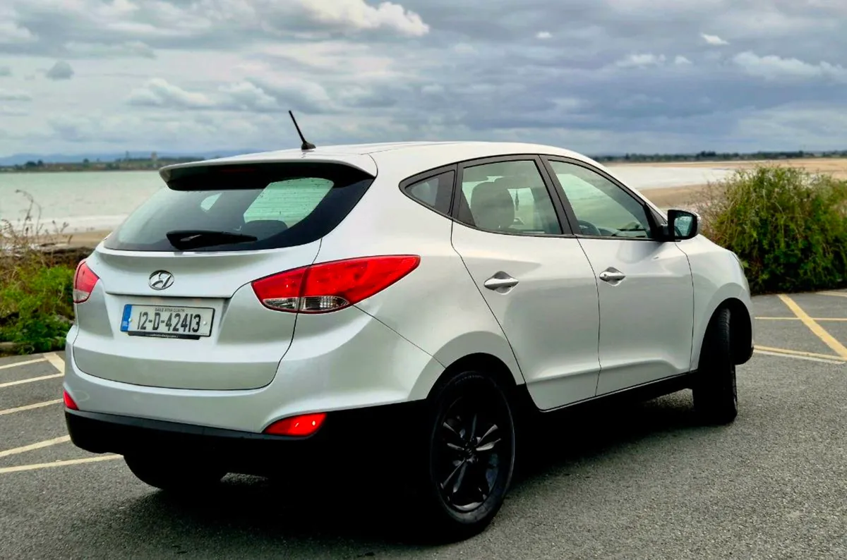 Hyundai IX35 STYLE 1.7 CRDI TAX & NCT'D 134k mi - Image 2