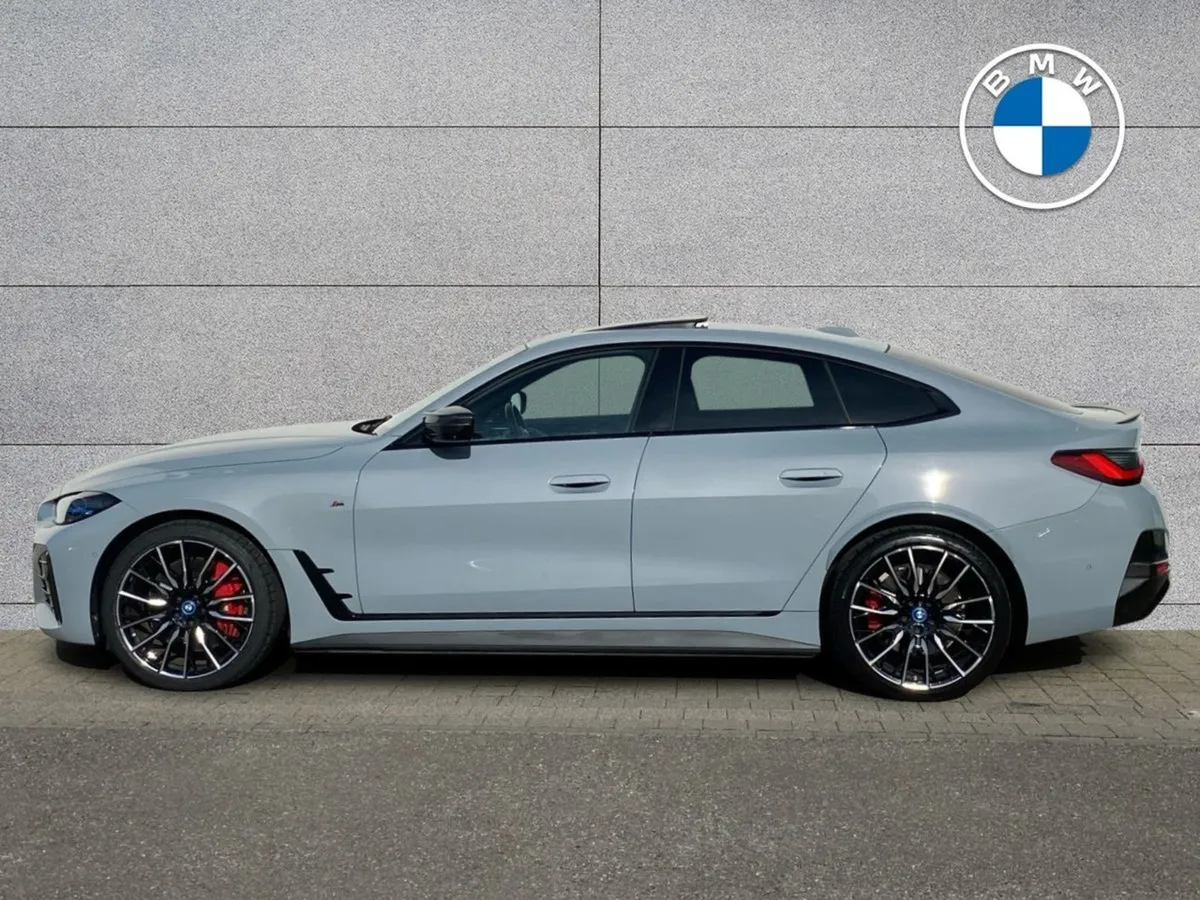 BMW i4 M50 - Image 4