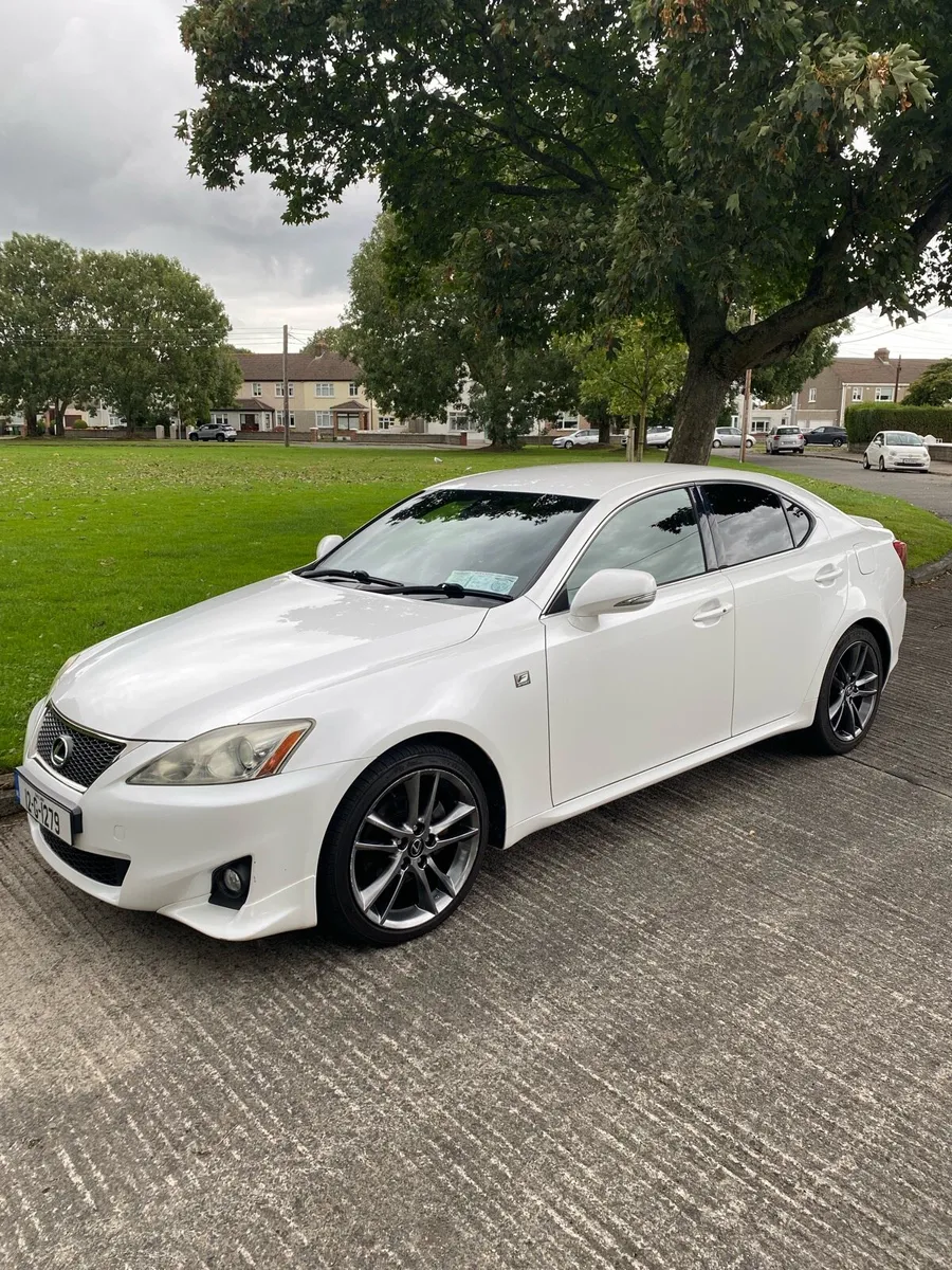 Lexus IS200D F Sport - Image 1
