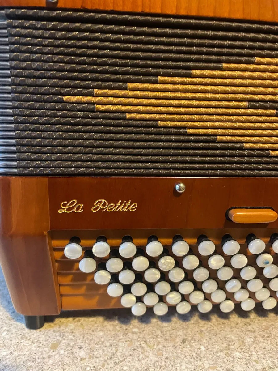 Accordion - Image 3