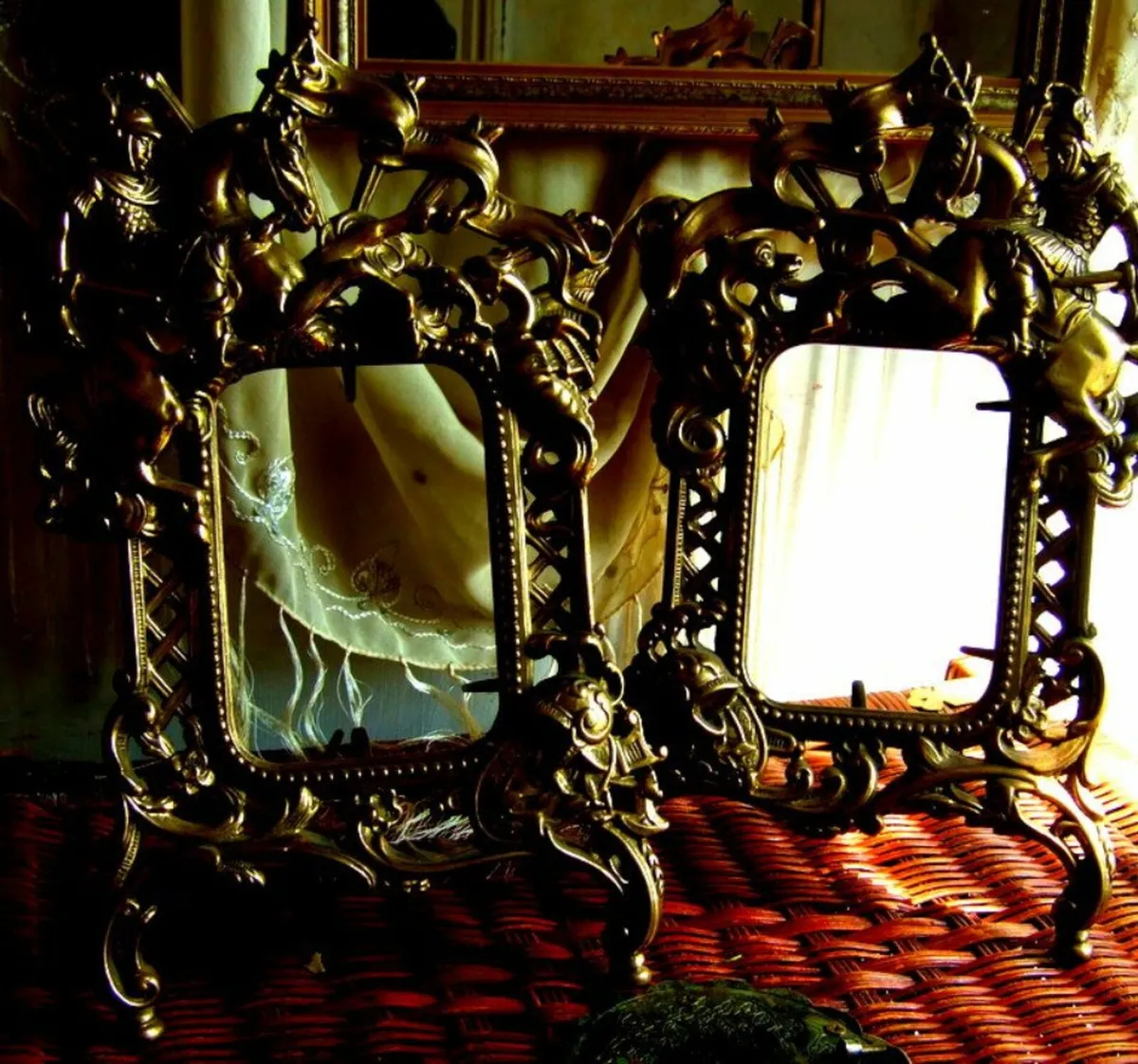 Pair Of Substantial Brass Photo Frames - Image 2