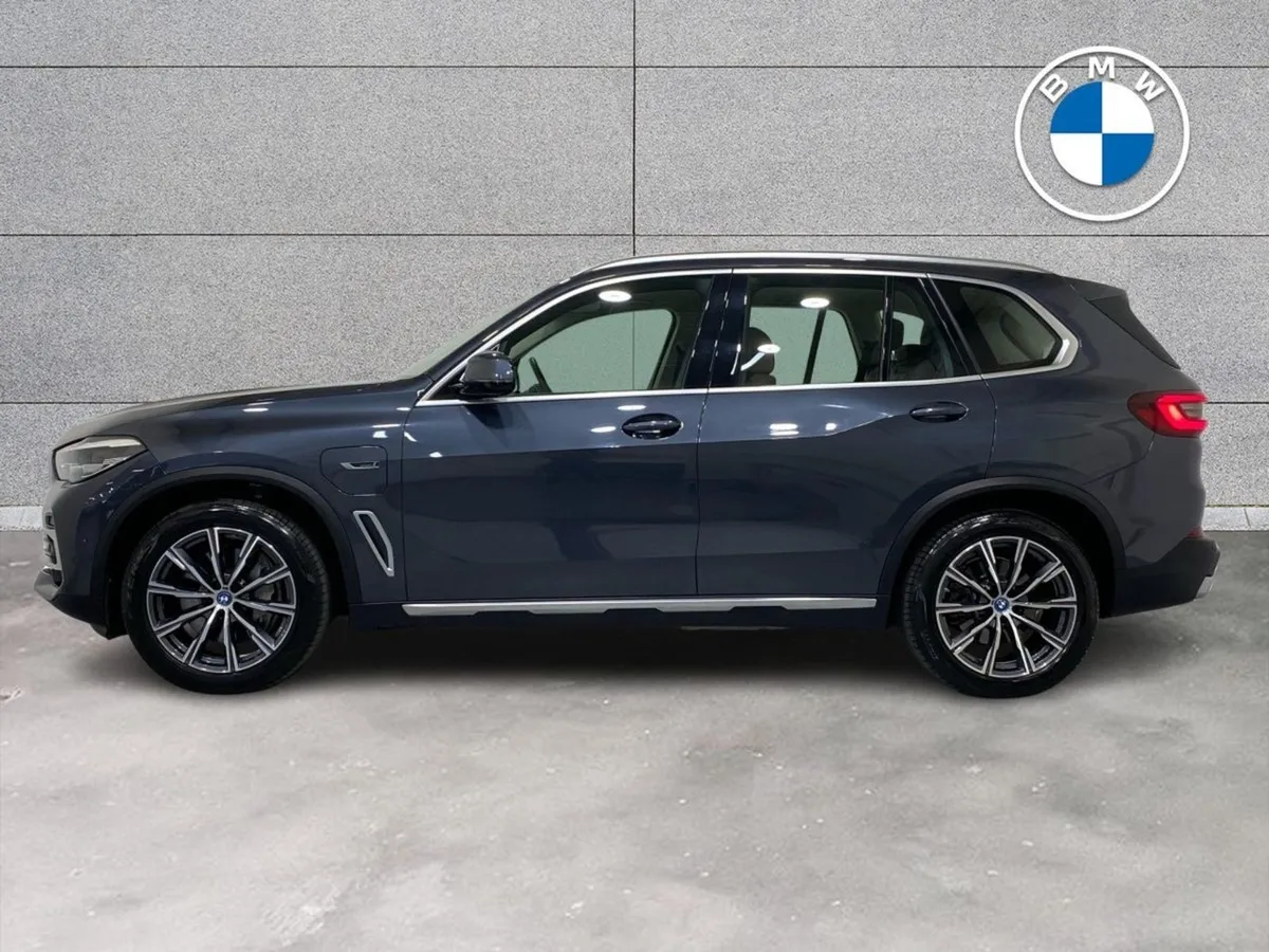 BMW X5 Xdrive45e Xline - Image 3