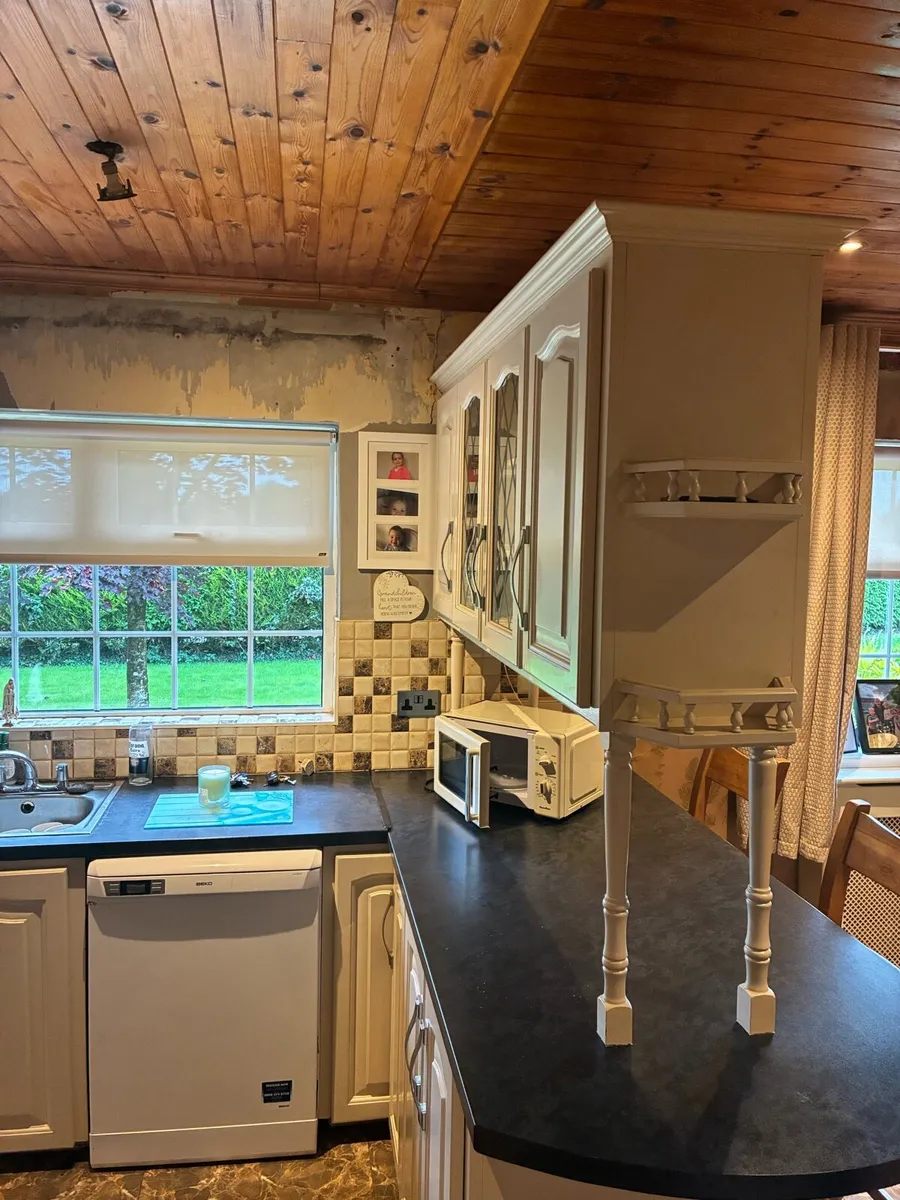 Kitchen unit - Image 2