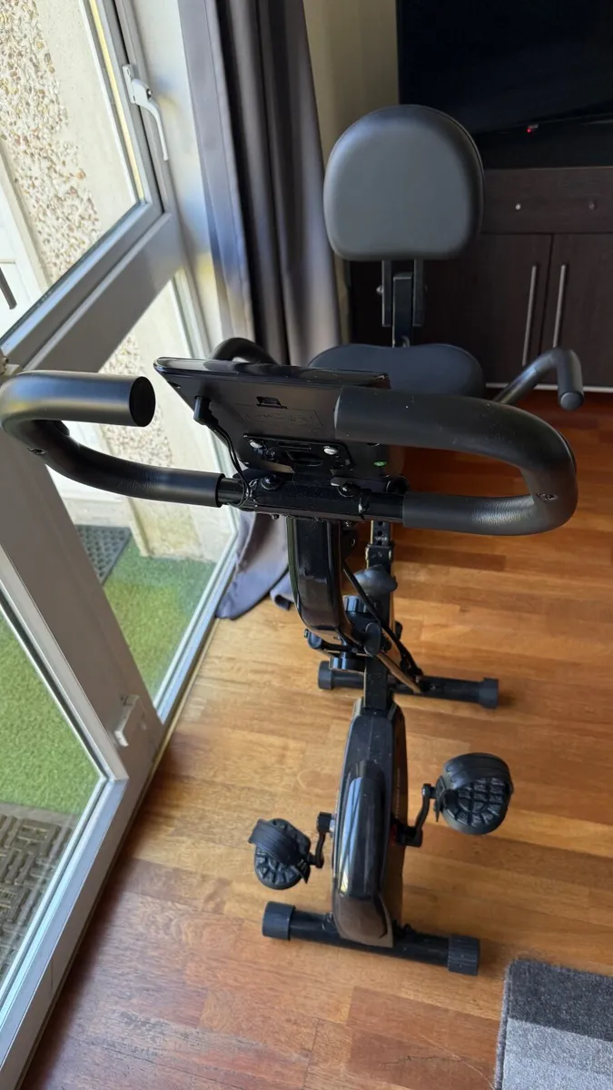 Foldable exercise bike - Image 3