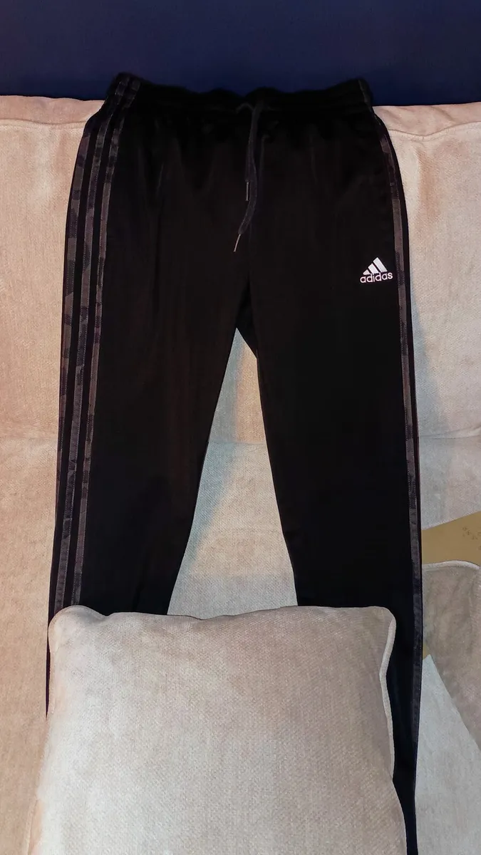 adidas tracksuit all black - Image 1