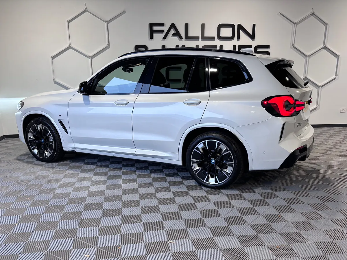 BMW iX3 2022 M SPORT PRO 80KwH BATTERY / HIGH SPEC - Image 4