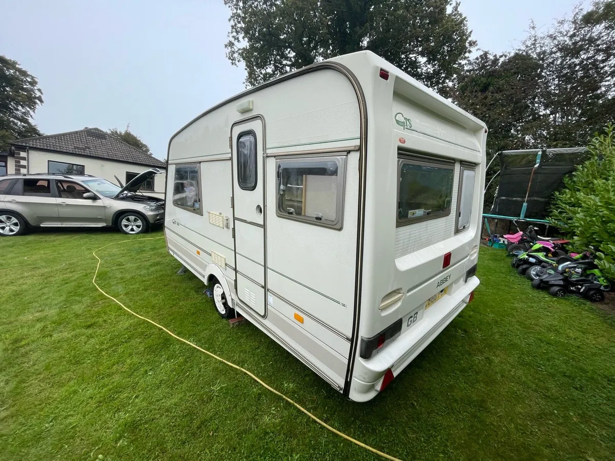 2 birth caravan - Image 3