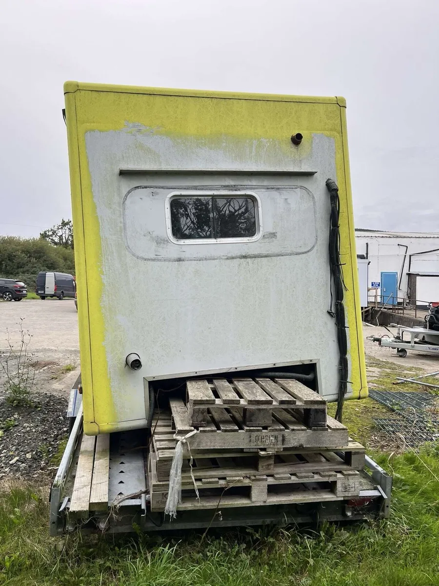 Ambulance - Image 2