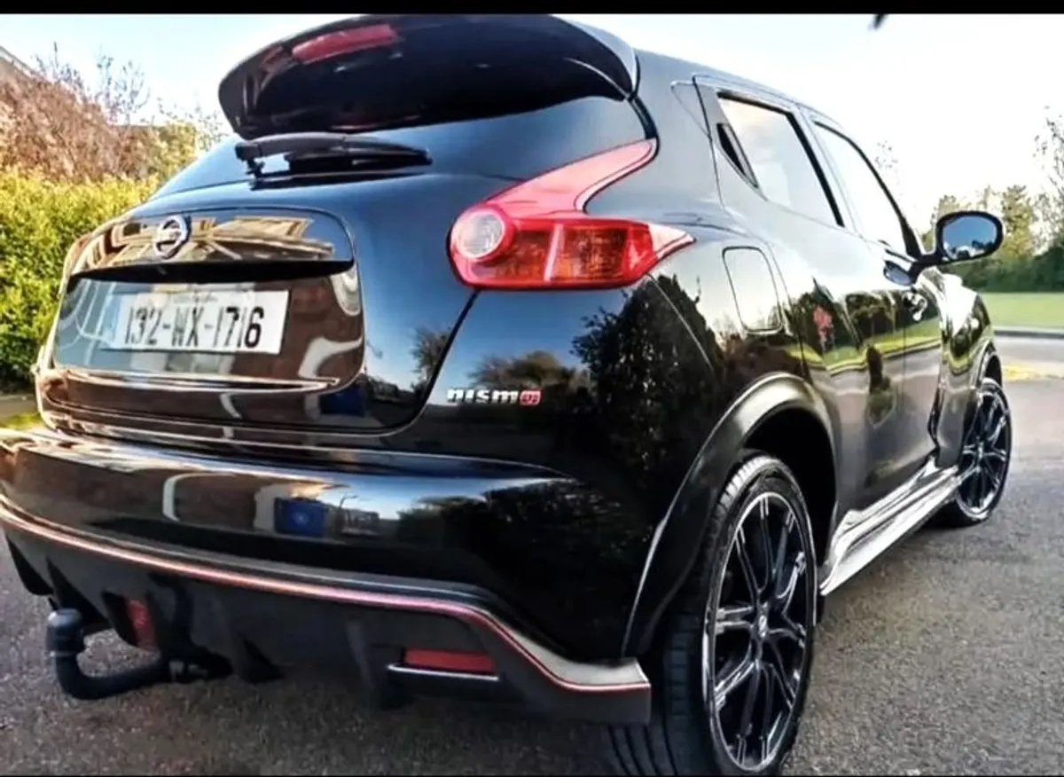 2013 Nissan Juke - Image 2