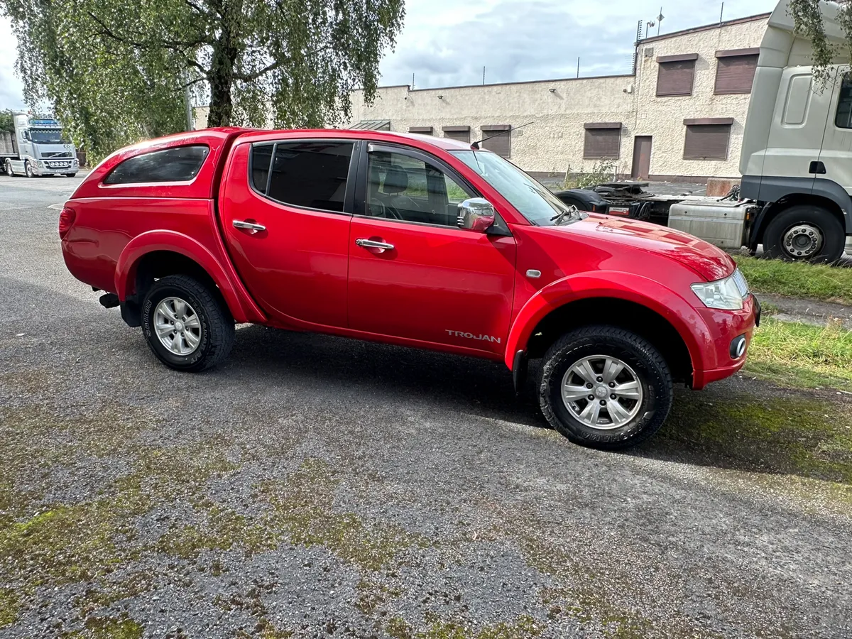 MITSUBISHI L200 - Image 1