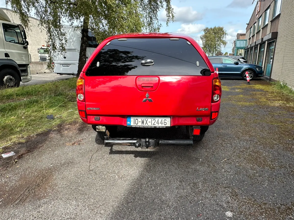 MITSUBISHI L200 - Image 2
