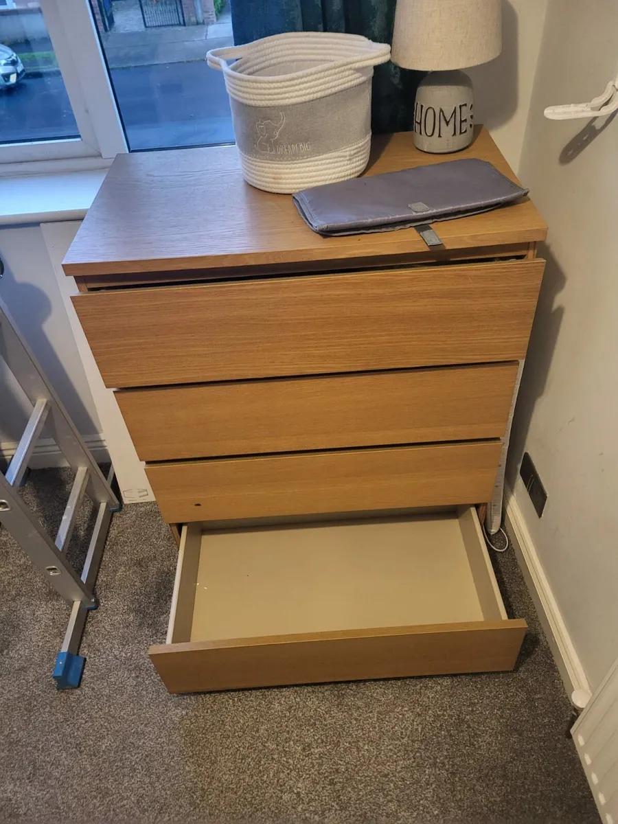 Chest of Drawers