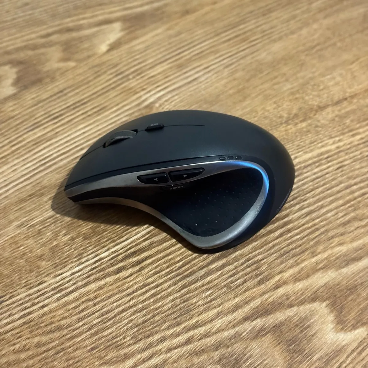 Logitech Performance MX Wireless Mouse - Image 1
