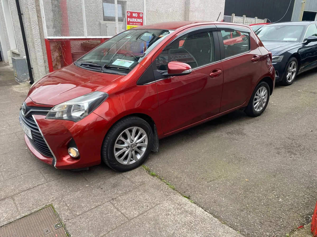 Toyota Yaris 2015 - Image 4