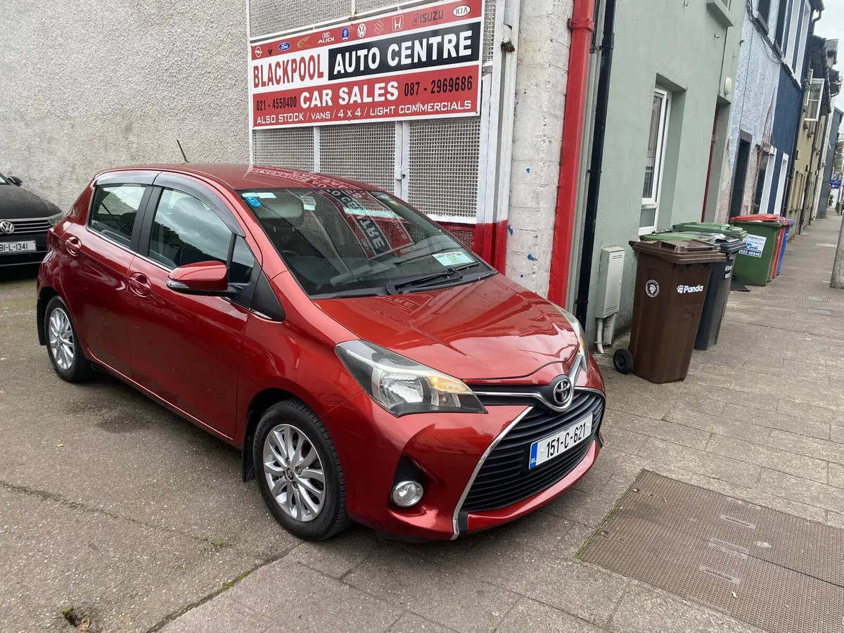 Toyota Yaris 2015 - Image 3