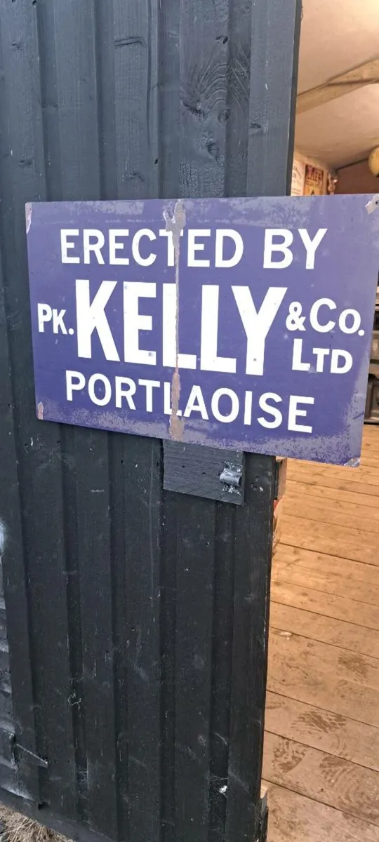 Large  Kelly portloish metal sign - Image 1