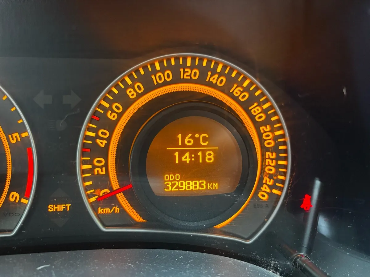 Toyota Corolla - Image 3