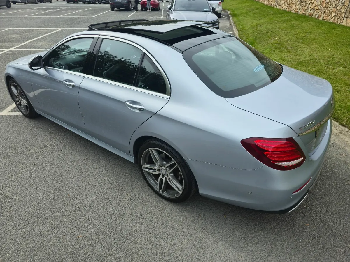 2017 MERCEDES BENZ E220 D AMG LINE PREMIUM PANROOF - Image 2