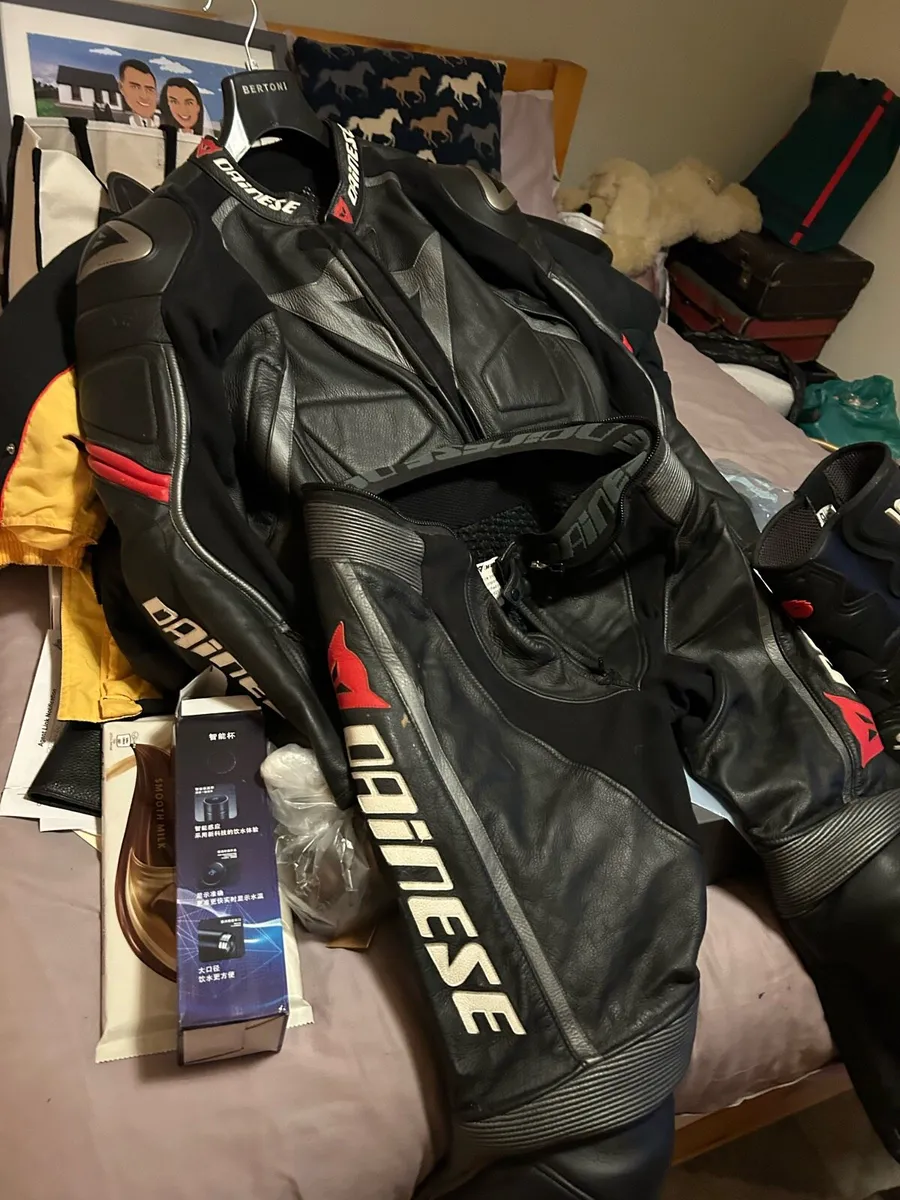 Motor bike leathers - Image 3