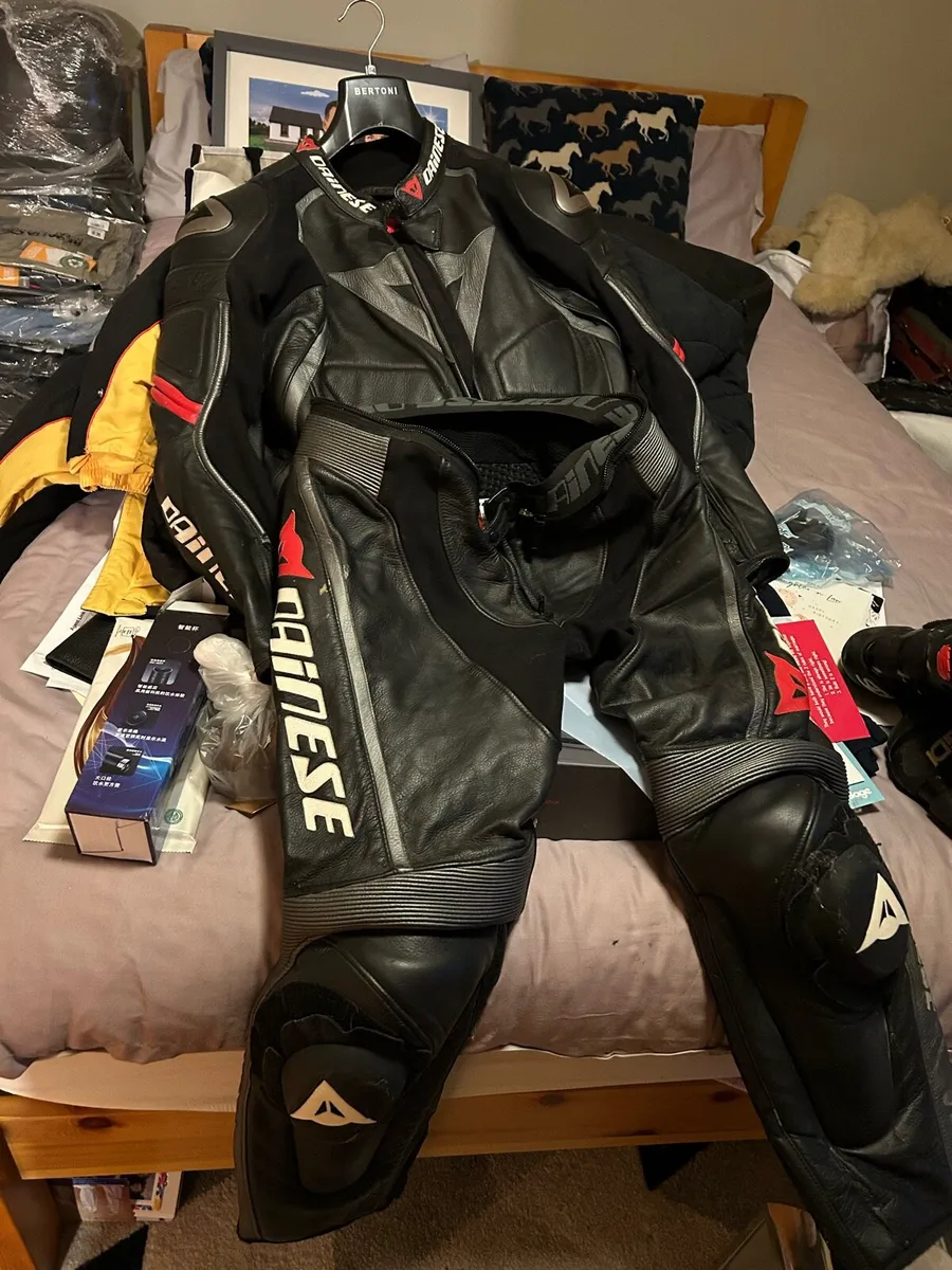 Motor bike leathers - Image 4